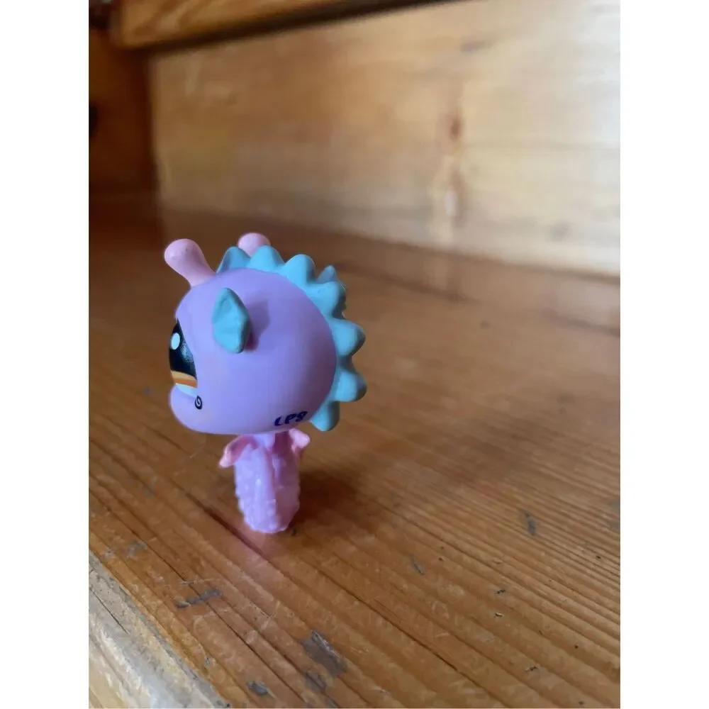 Hasbro Littlest Pet Shop Seahorse #1115.